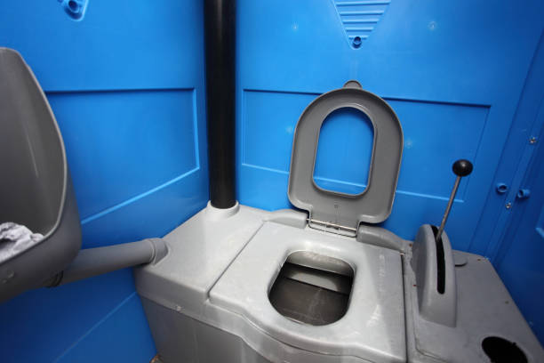 Best Portable restroom trailer rental  in Roslyn Heights, NY